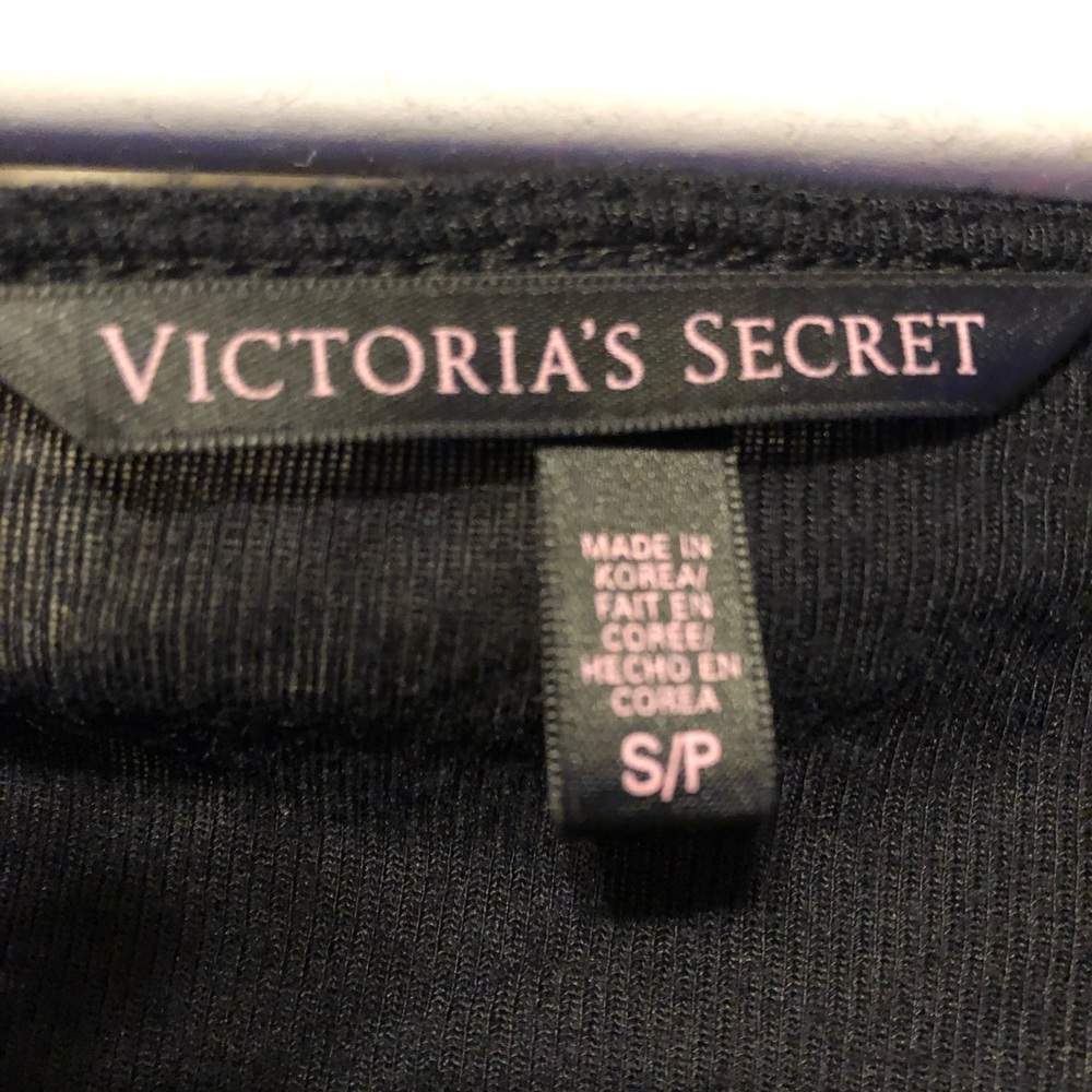 Victoria Secret black long sleeved top! - Picture 4 of 5